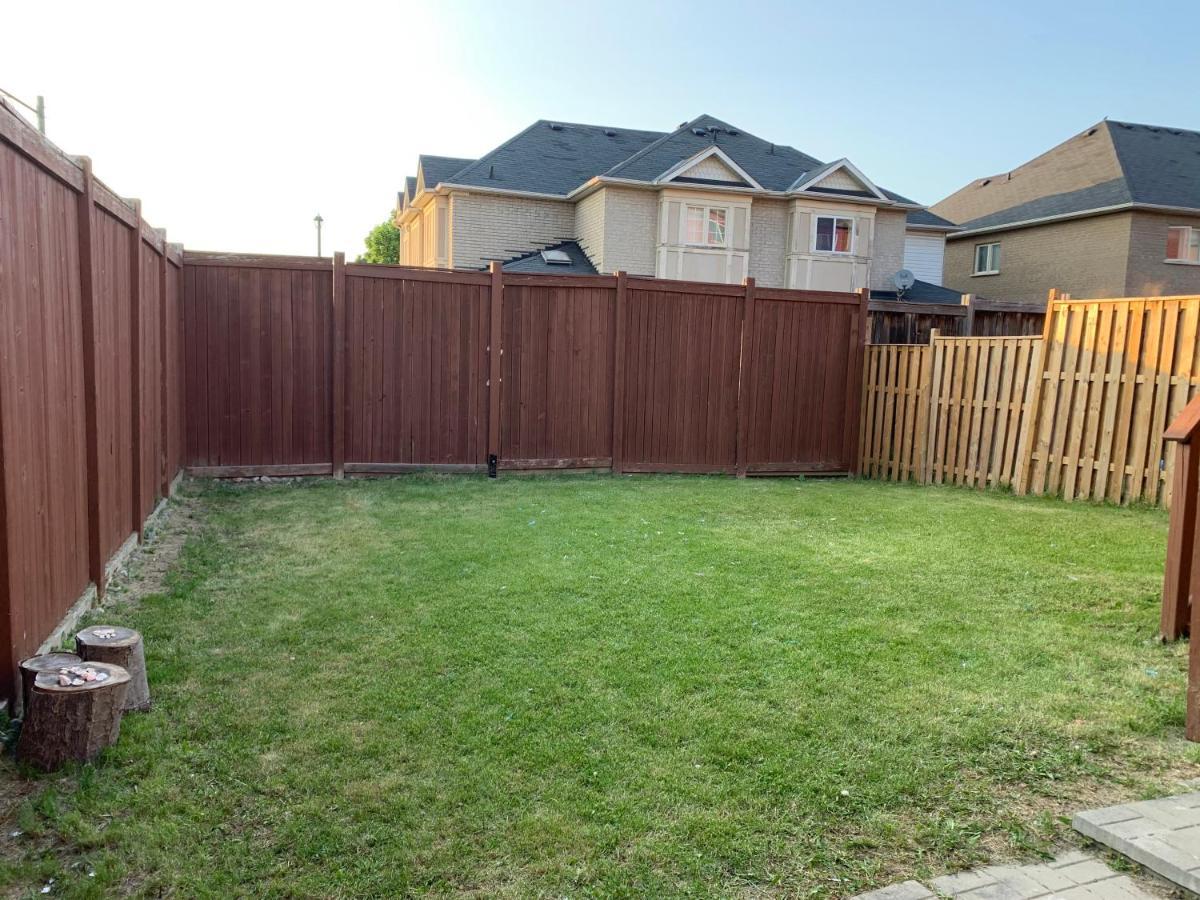 Jazzy Home Stay Mississauga Exteriér fotografie