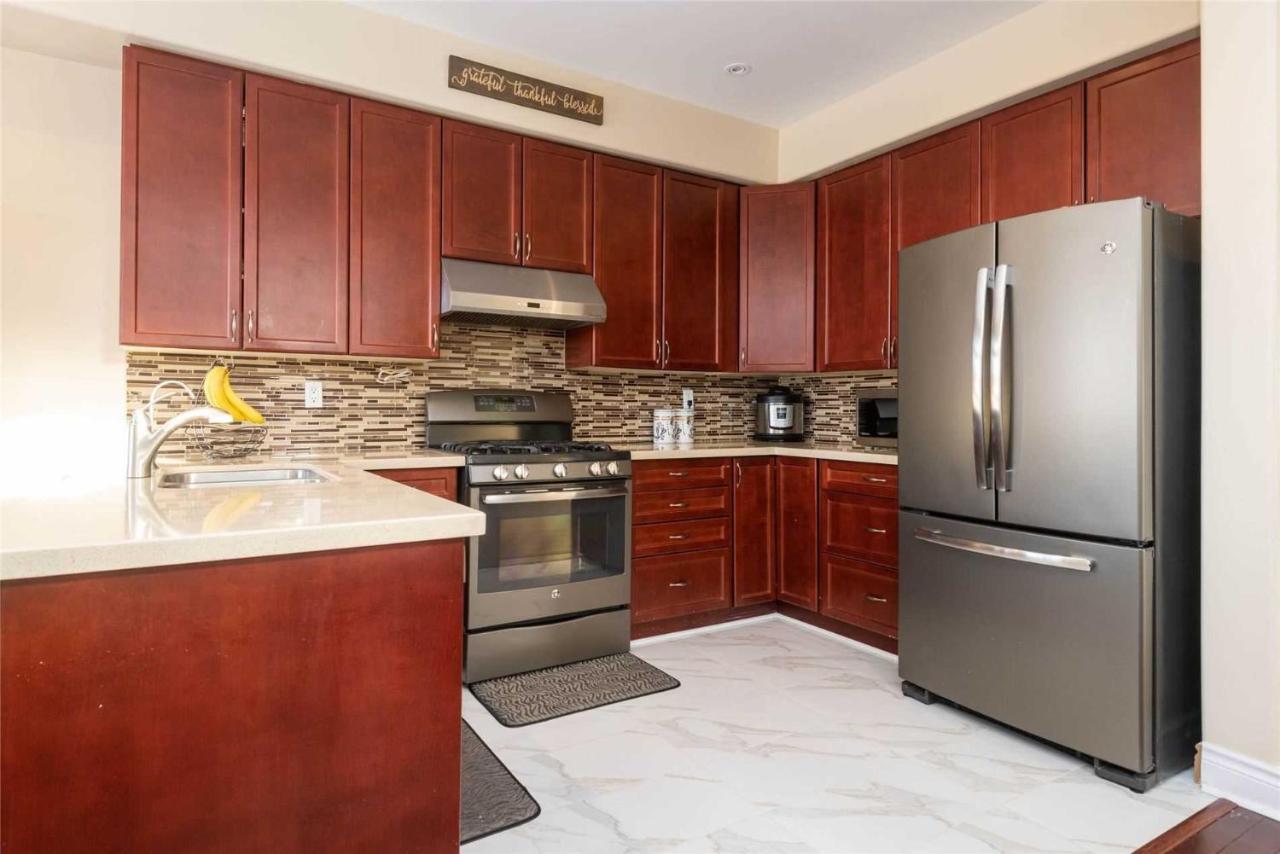 Jazzy Home Stay Mississauga Exteriér fotografie