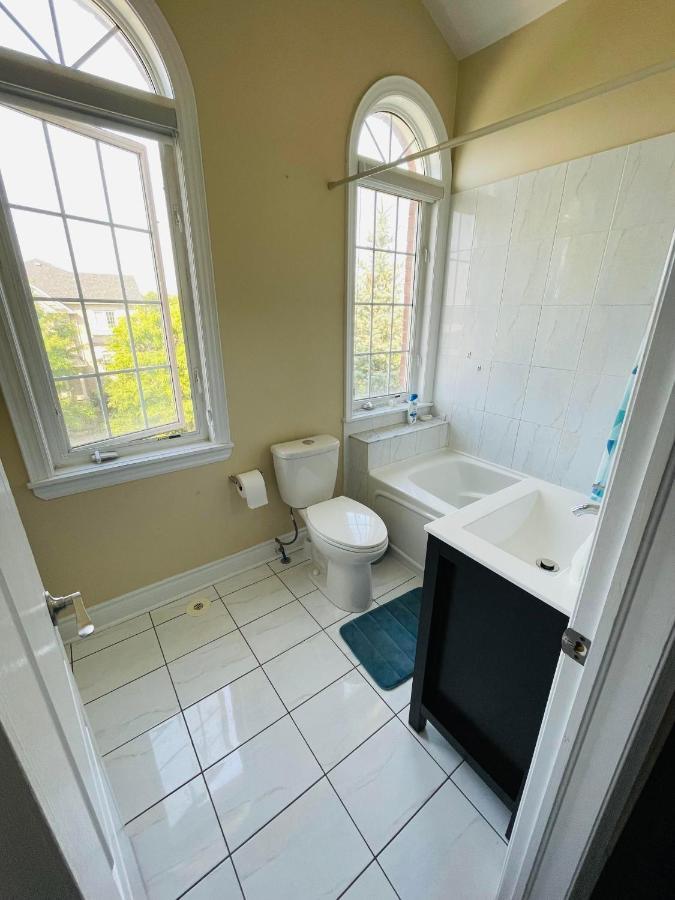 Jazzy Home Stay Mississauga Exteriér fotografie